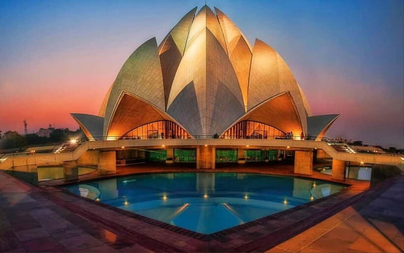 New Delhi: Lotus Temple Private Tour with Skip-the-Line - Pickup, drop-off, and the meeting point (so you don’t waste time)