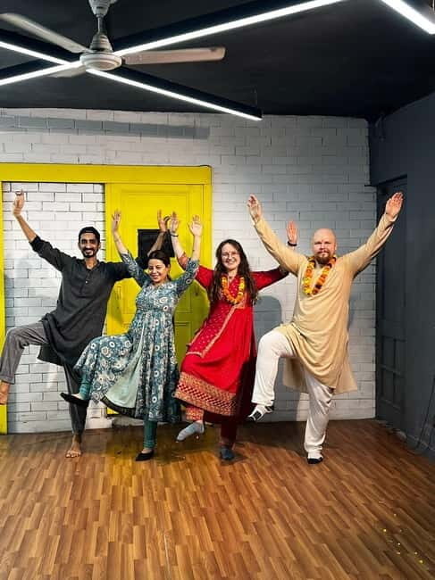 New Delhi: Namaste India Bollywood Dance Workshop - Bhangra energy: rhythm, jumps, and a team vibe
