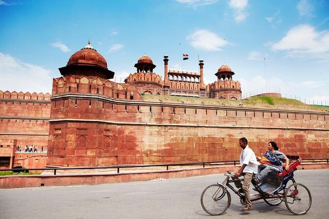 New Delhi & Old Delhi Full Day City Tour by Private AC Car - Lunch Break: A Real Reset Before More Walking