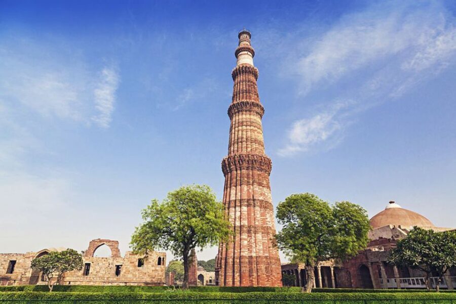 New Delhi: Private Old & New Delhi Day Trip & Optional Guide - Lunch break: plan your budget and protect your energy
