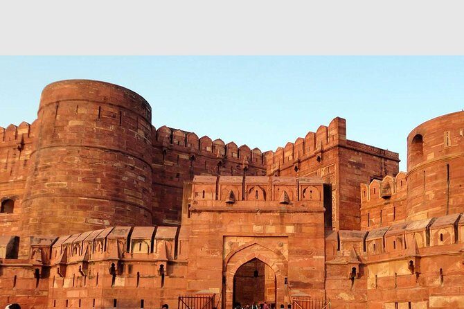 New Delhi Private Tour with Transportation - Raj Ghat: a short stop with big emotional weight