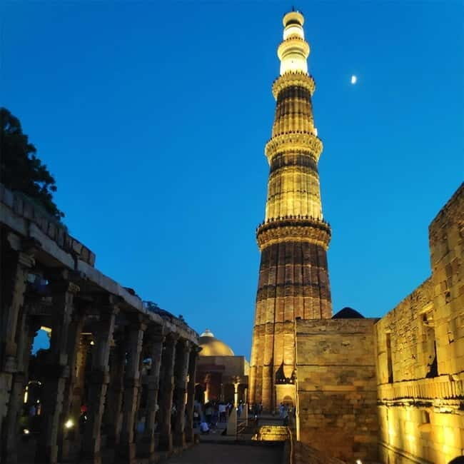 New Delhi: Qutub Minar Light & Sound Show Tour - Private Car Comfort and Pickup: Why Timing Feels Easier