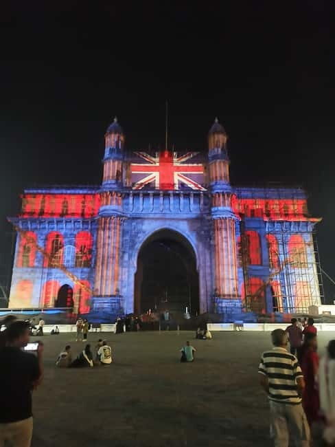 Night Tour: Mumbai’s Nights & Buzzing Bazaars - Why Mumbai at night feels like its own world