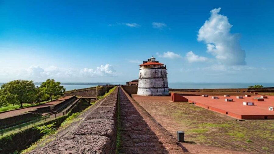 North Goa: Private Full-Day Tour with Pickup and Drop-Off - Fort Aguada and Aguada Lighthouse: Portuguese defense meets sea views