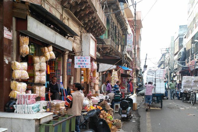 Old Agra City Short Cultural Walk - A Local Guide Named Arif Sets the Tone
