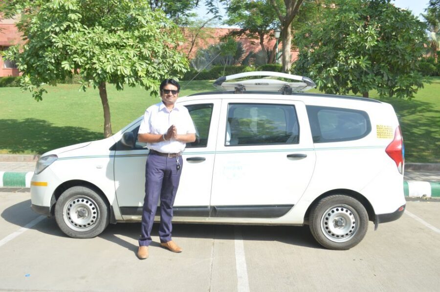 Old and New Delhi: 8-Hour Private City Tour - Entry Tickets and the Convenience Factor