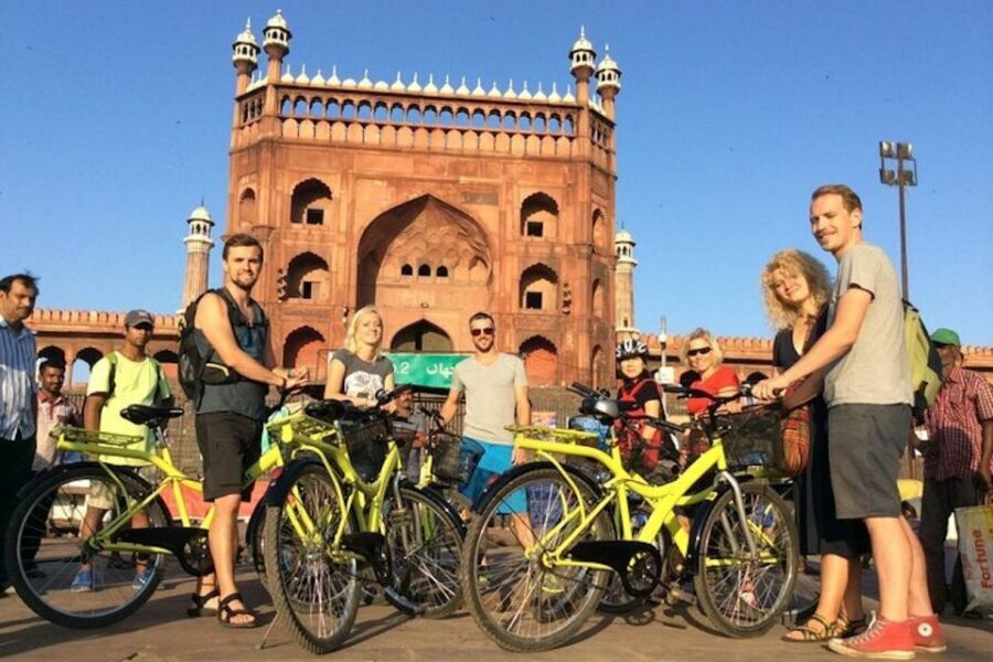 Old Delhi: 3.5-Hour Small-Group Bike Tour with Breakfast - Key highlights worth your attention