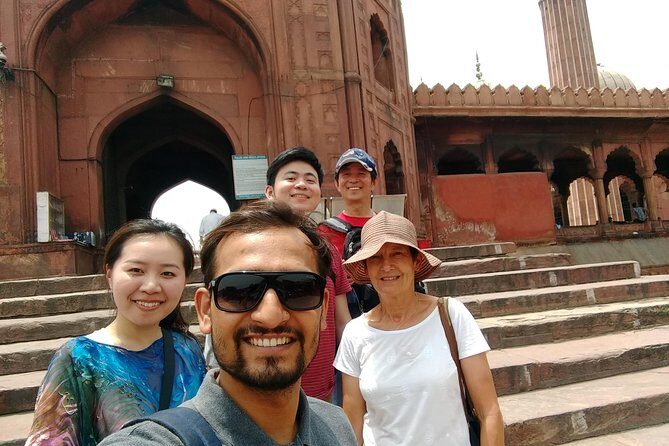 Old Delhi and Temples tour with a Local - Price and value around $45.99: what you’re really getting