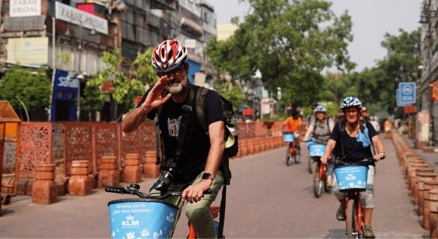 Old Delhi Bike Tour Morning 4 Hours: Delhi By Cycle - The breakfast break and Jama Masjid: your reset before the ride back