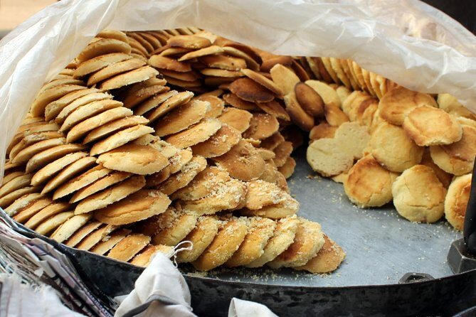 Old Delhi Food Walk With Chef - Khari Baoli Spice Market: Big Smells, Big Flavor Clues