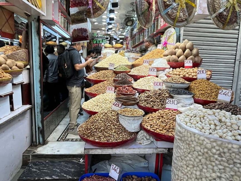 Old Delhi: Guided Street Food Tour w/ Private Transportation - Four hours that blend chow food and landmark sightings