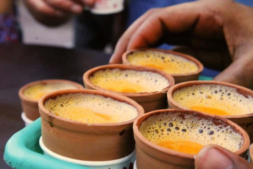 Old Delhi: Guided Street Food Tour w/ Private Transportation - Rickshaw and tuk-tuk style riding: seeing the street from a different height