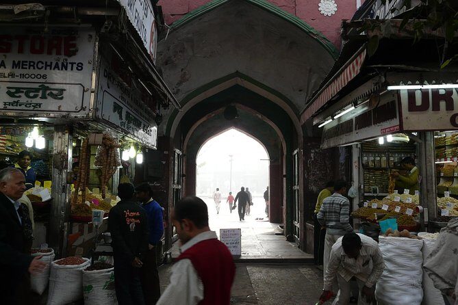 Old Delhi Haveli Visit and Bazaar Walk Tour - Smart casual and moderate fitness: plan for stairs and street flow