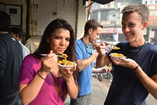 Old Delhi Photography & Food Tour with Rickshaw Ride to Masterji Kee Haveli - Old Delhi by cycle rickshaw: faster than you think, calmer than you expect