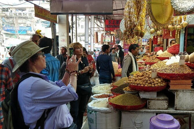 Old Delhi Shopping Experience - Starting Point Near Red Fort: Why This Route Works