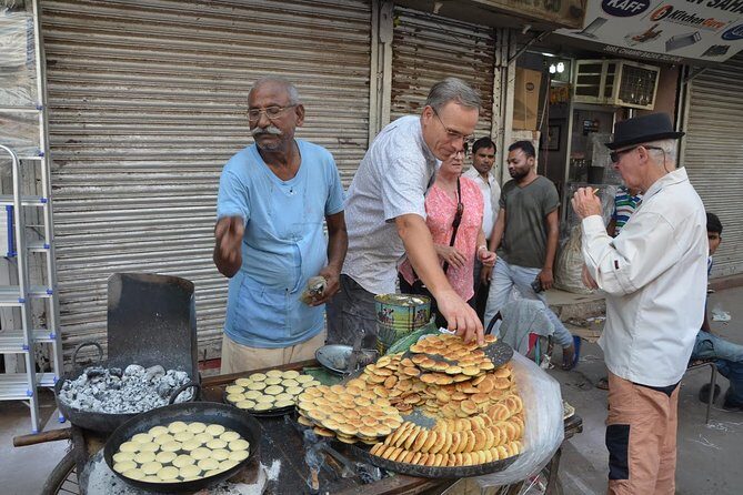 Old Delhi Shopping Tour with the visit to Masterji Kee Haveli - Timing, Crowds, and When the Plan Might Flex