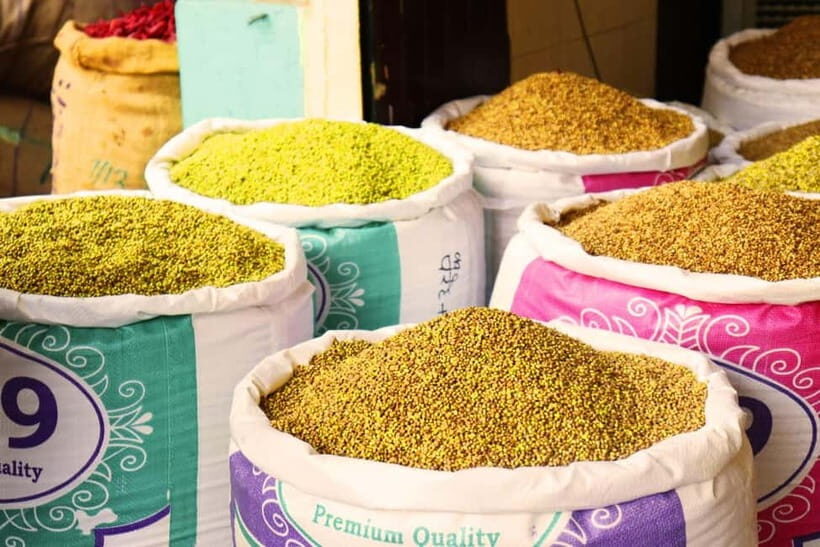 Old Delhi Temples and Spice Market Tour - Khari Baoli spice market and the rooftop pause that makes sense