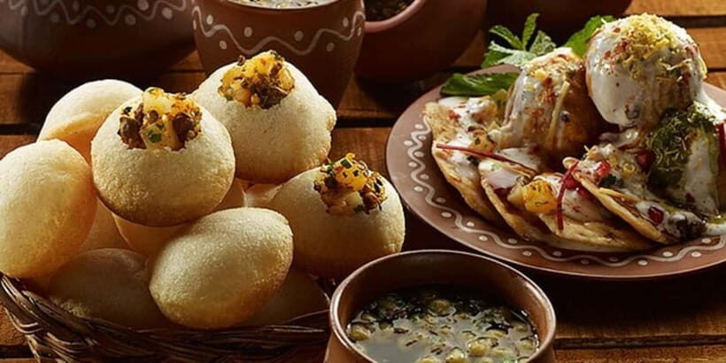 Old & New Delhi Full or Halfday Guided Tour with Street Food - Jama Masjid and lunch: the biggest first stop, then food