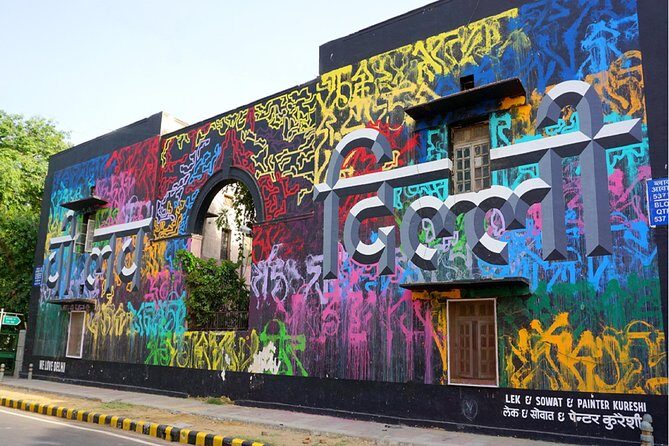 Old Town Delhi Walking Tour (2 Hours Guided Tour with Local) - Starting at Shri Digambar Jain Atishay Kshetra Lal Mandir and Shiva Temple: a layered opening