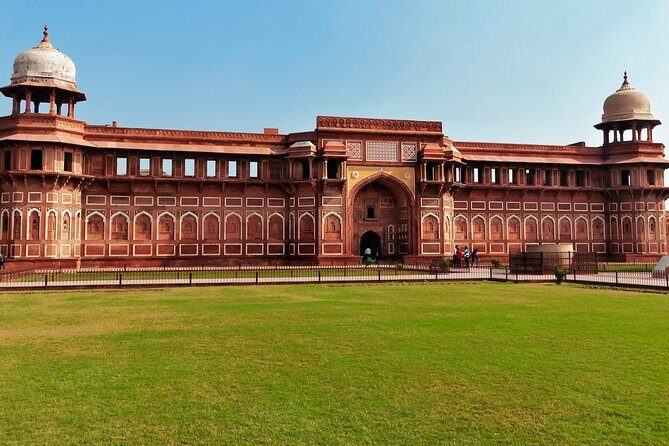One Day Agra Tour by Car from Delhi - Agra Fort after the Taj: why it works as a second stop