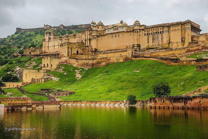 One Day Local Sightseeing of Jaipur - Jal Mahal: Water Palace photos without the full-city detour