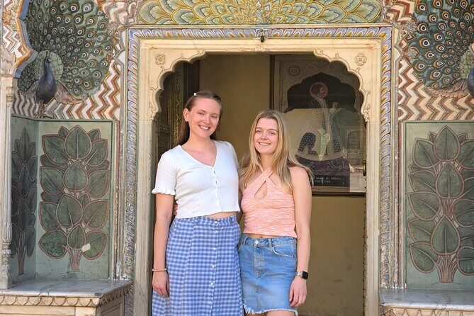 One Day Private Tour of Jaipur with Guide - The guide experience: names you might recognize