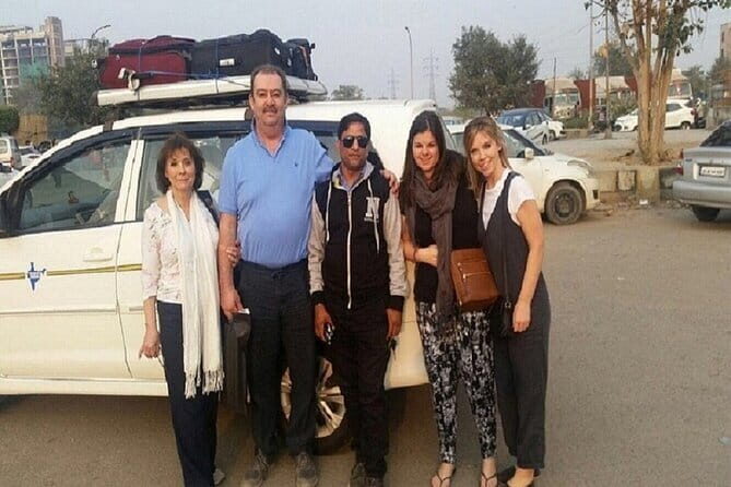 One Way Transfer From New Delhi To Agra Stress Free - Key things to know before you book