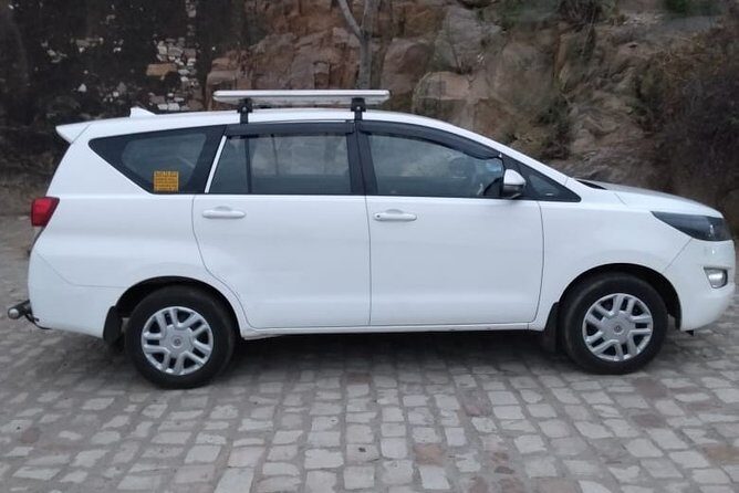 One-Way Transfers assistance Agra to Delhi Drop - Meeting Your Driver at Agra Reception (Name Sign Included)