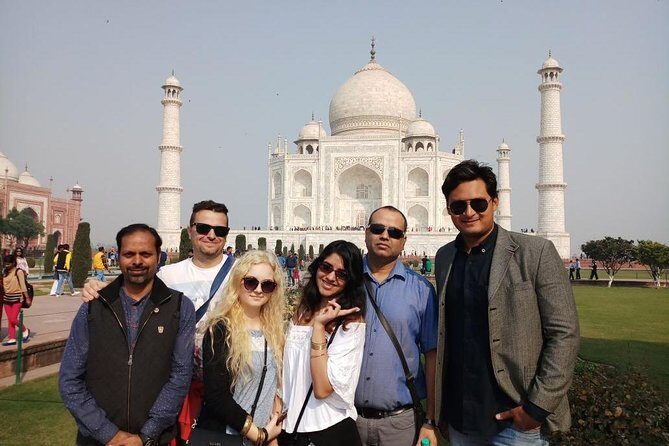 Overnight Agra/Taj Mahal Tour & Fatehpur Sikri Tour - The drive from Delhi to Agra: why it matters more than you think