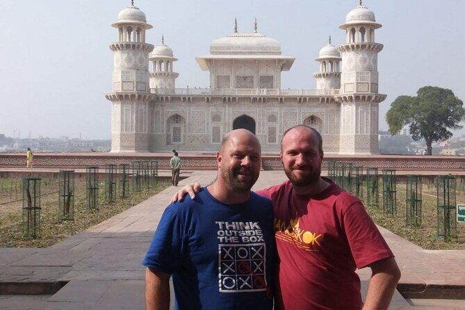 Overnight Agra Tour 2 days - Who this overnight Agra plan fits best