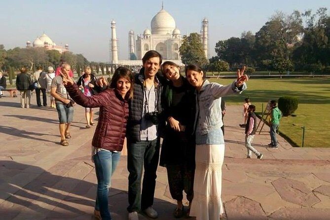 Overnight Agra Tour From Delhi - Transportation and guide team: the real difference between a plan and a hassle