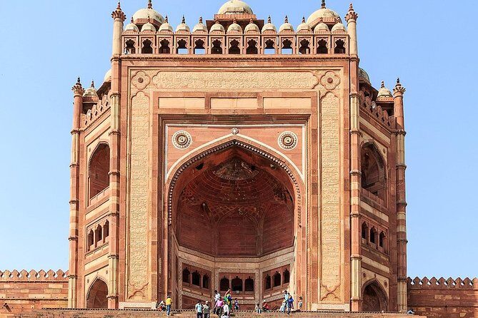 Overnight Agra Tour (Sunset & Sunrise Taj View) - Fatehpur Sikri on the way back to Delhi