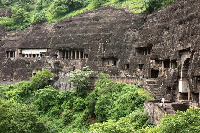 Overnight Ajanta Ellora From Aurangabad Tour - Bibi Ka Maqbara: the Deccan mausoleum comparison