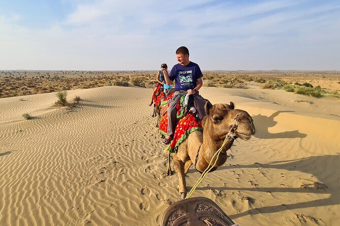 Overnight Camel Safari: Non-Touristic, Sleep Under the Stars! - Camel ride #2 in the morning: sunrise vibes, then back to the jeeps
