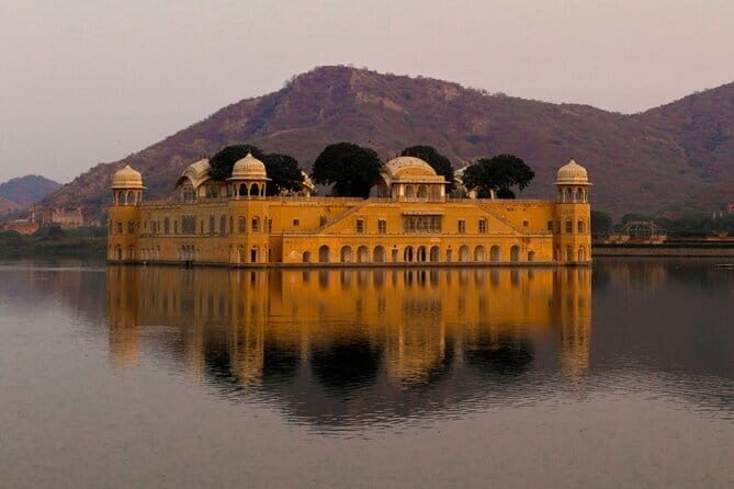 Overnight Jaipur Tour from Delhi - Day 1: arriving from Delhi and easing into Jaipur’s Pink City glow