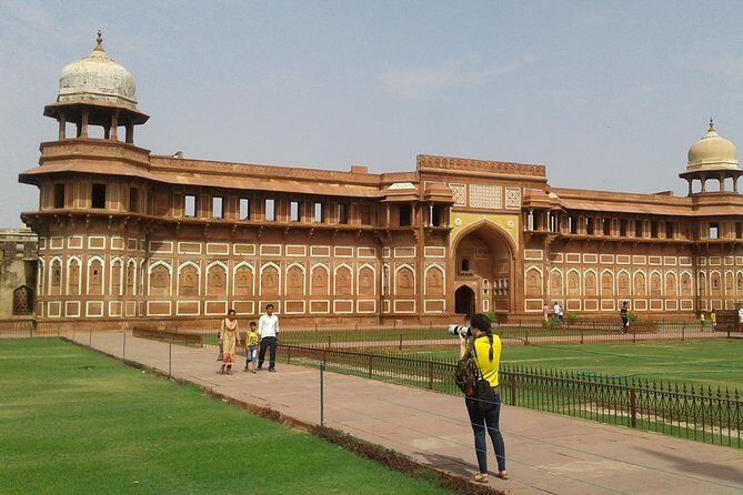 Overnight tour of Agra Taj Mahal Sunset & Sunrise from Delhi - Getting from Delhi to Agra without the stress