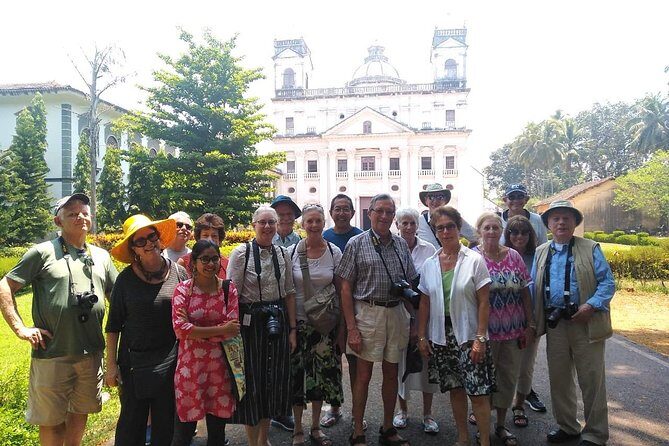 Panjim Heritage Walk for a cultural immersion in Goa - Start point at Garcia de Orta: how the route feels