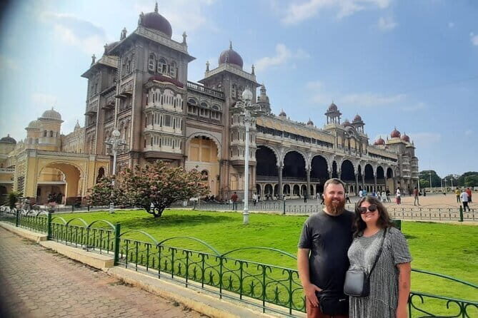 Pete walk, an immersive walking tour in Bangalore with a guide - Chickpet: Bronze bazaar and the gold-silver corridor