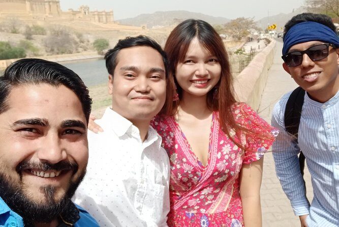 Pink city private Day Tour by Tuk Tuk with English speaking driver.. - Who this tour suits best