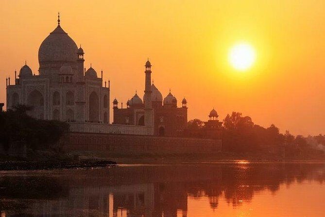 Plan Your Agra Tour your Own Way - Taj Mahal at Dawn and Dusk: Why Two Visits Can Work