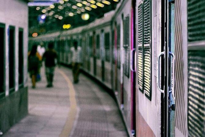 Premium Mumbai Sightseeing Tour - Dhobi Ghat and the laundry that runs Mumbai’s hotels