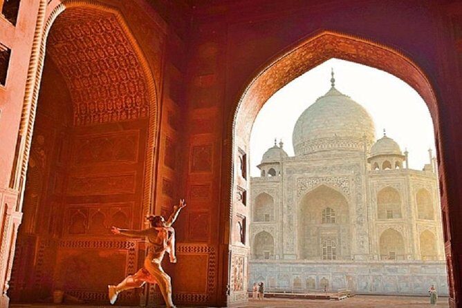 Private : 02 Days of Taj Mahal Agra Tour From Delhi - Day 1 afternoon: Agra Fort, I’timād-ud-Daulah, and Mehtab Bagh
