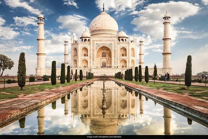 Private : 02 Days of Taj Mahal Agra Tour From Delhi - Day 2 sunrise: 6:00 AM pickup, early entry, and first light photos