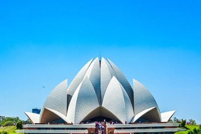 Private 04- Day Luxury Golden Triangle Tour To Agra & Jaipur From New Delhi - How the guiding style shapes the whole trip