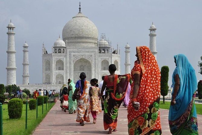 Private 2-Day Tour to Taj Mahal, Agra from Goa with Both side Commercial Flights - Price and value: is $560 fair for this level of planning?