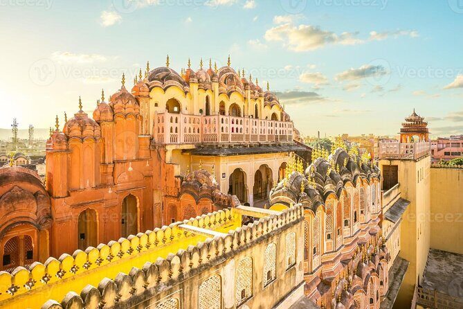 Private 3-Day Golden Triangle Tour: Delhi, Agra & Jaipur by Car - Guide quality and the little details that change your day