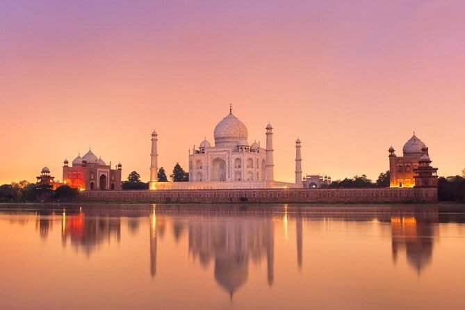 Private 5-Day Golden Triangle Luxury Tour from Delhi - Hotels, guides, and the staff who keep the day moving