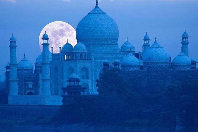Private Agra Overnight Tour With Four Star Hotel Accommodation - Day 2 Taj Mahal early visit and Agra Fort stops