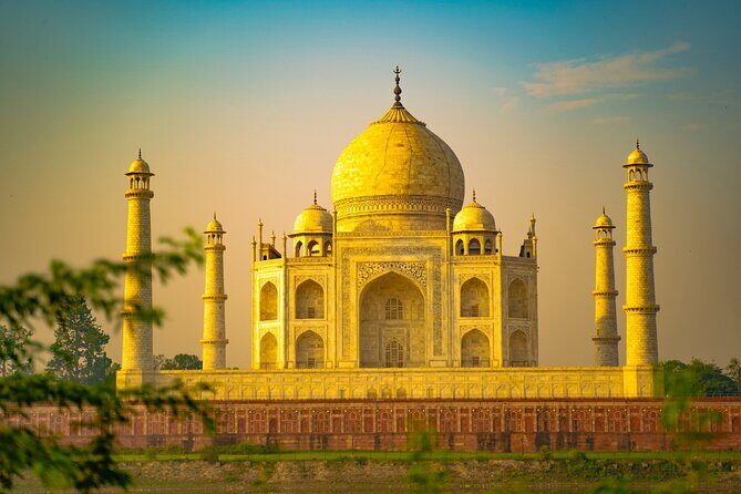 Private Agra Taj Mahal Tour by Car from Delhi - How the Delhi to Agra Drive Really Fits a Full Day