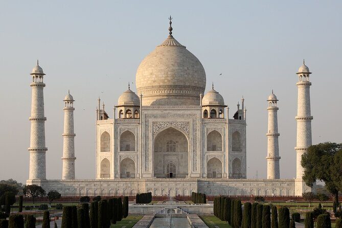 Private Agra Taj Mahal Tour Package From Delhi - Taj Mahal at 09:45: how to see more in your allotted time